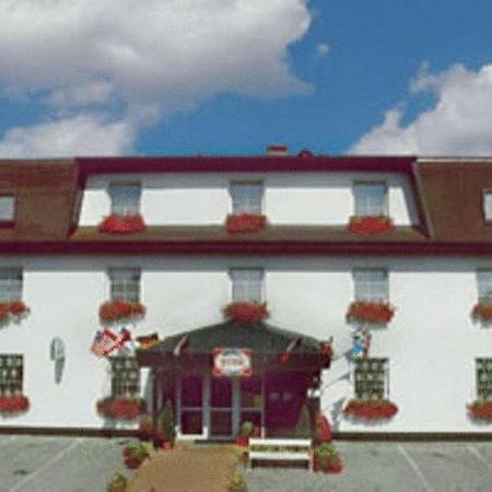 Hotel Pelikan Marianske Lazne Luaran gambar