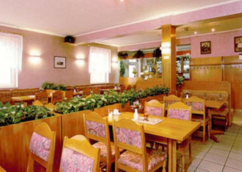 Hotel Pelikan Marianske Lazne Luaran gambar