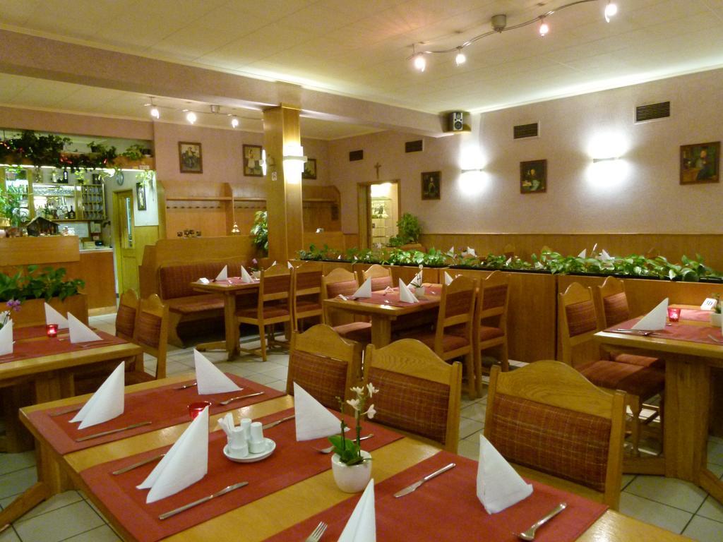 Hotel Pelikan Marianske Lazne Luaran gambar